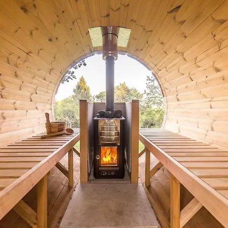 Apartment Enjoy Cozy Nest View Hills Garden Forest Sauna Hottub